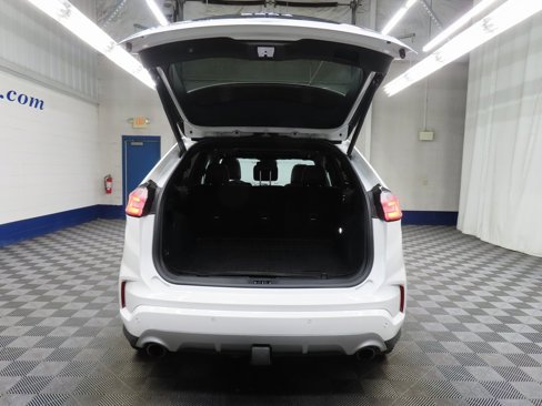 Used 2022 Ford Edge Titanium w/ Equipment Group 301A image 34