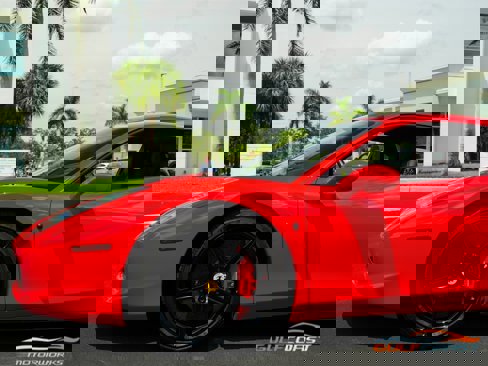 Used 2012 Ferrari 458 Italia Coupe image 40