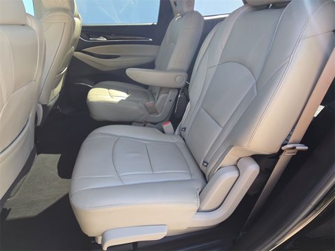 Certified 2018 Buick Enclave Essence image 26