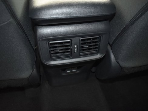Used 2022 Toyota RAV4 XLE image 18