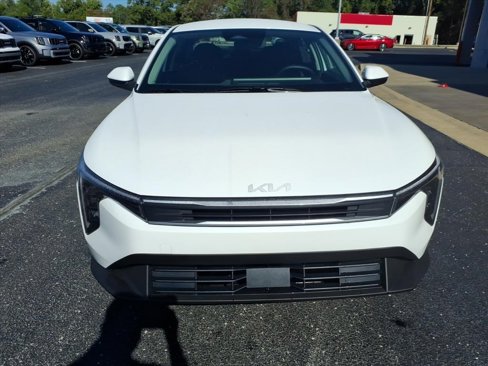 New 2025 Kia K4 LX image 4