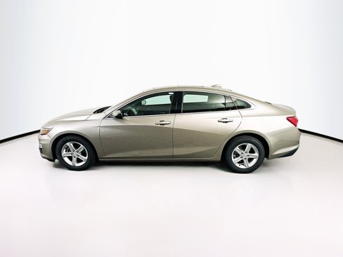 Used 2022 Chevrolet Malibu LT image 4