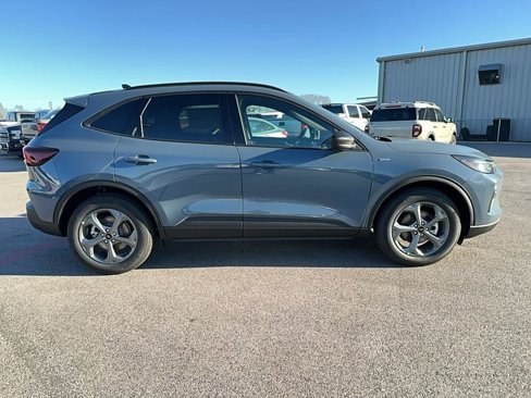 New 2025 Ford Escape ST-Line w/ Equipment Group 301A image 9