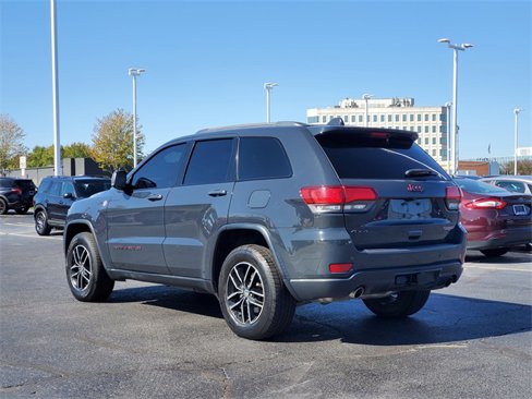 Used 2018 Jeep Grand Cherokee Trailhawk image 3