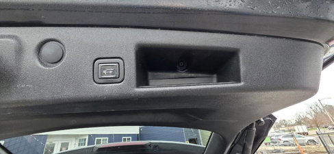 Used 2020 Chevrolet Equinox LT image 14