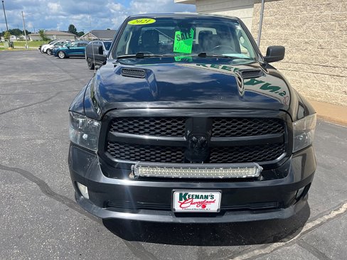 Used 2021 RAM 1500 Express w/ Wheel & Sound Group image 3