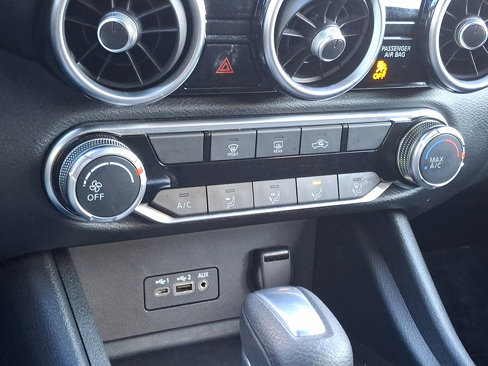 Used 2023 Nissan Sentra SV image 15