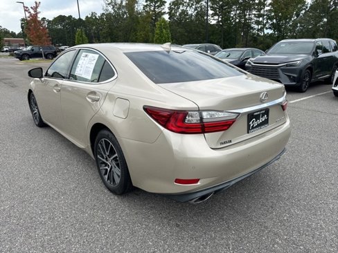 Used 2017 Lexus ES 350 image 2