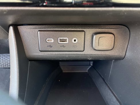 Used 2023 Buick Encore GX Select image 24