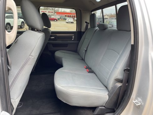 Used 2018 RAM 2500 SLT image 10