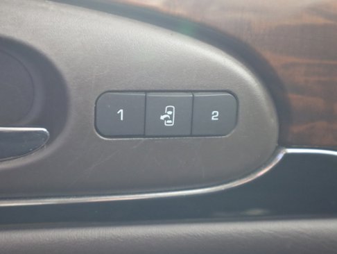 Used 2016 Buick Enclave Premium w/ Experience Buick Package image 26