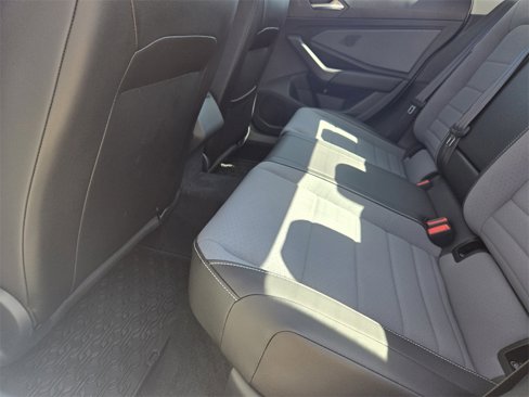 New 2025 Volkswagen Jetta SE image 21