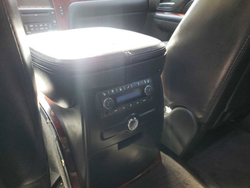 Used 2007 Cadillac Escalade 2WD w/ Information Package image 27