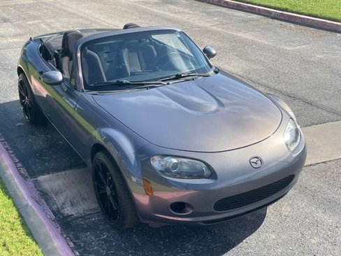 Used 2008 MAZDA MX-5 Miata Touring image 22