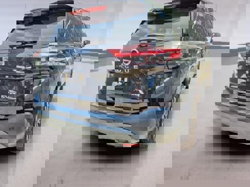Used 2021 Nissan Rogue SV image 4