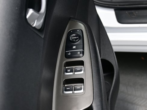 Used 2020 Kia Optima LX image 11