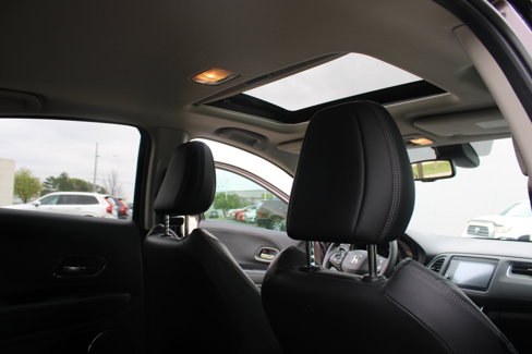 Used 2021 Honda HR-V EX-L image 41
