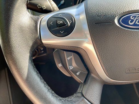 Used 2014 Ford Focus Titanium image 25