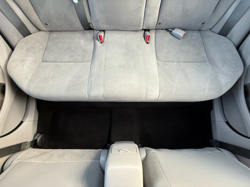 Used 2012 Toyota Corolla LE image 38