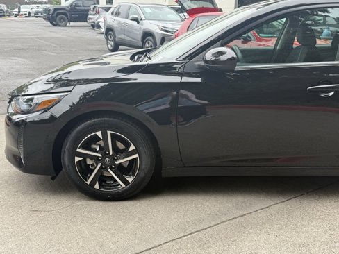Used 2024 Nissan Sentra SV image 6