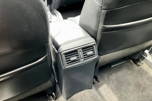 Used 2019 Nissan Rogue SL w/ Premium Package image 10