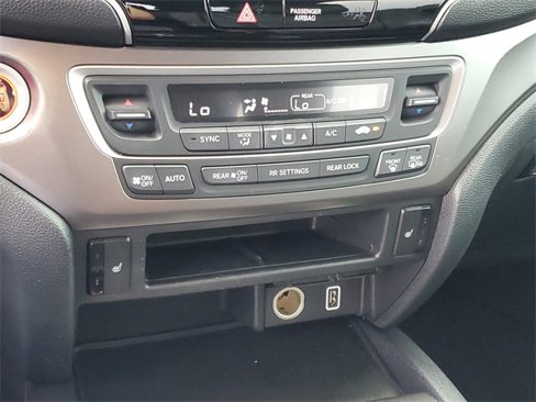 Used 2019 Honda Pilot EX-L image 19