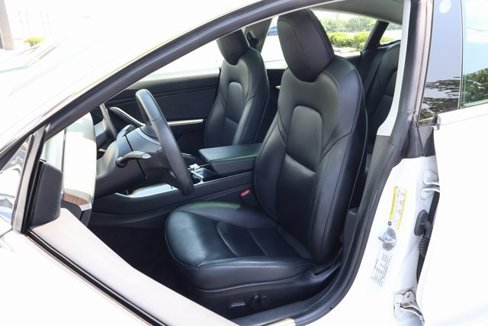 Used 2019 Tesla Model 3 Standard Range Plus image 41