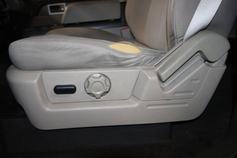 Used 2010 Ford F150 XLT image 7