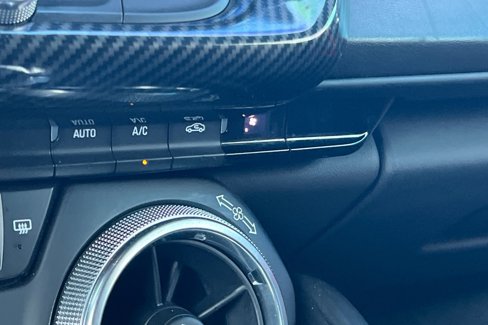 Used 2020 Chevrolet Camaro SS image 30