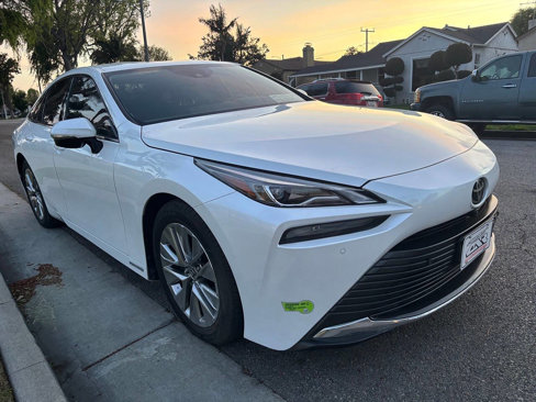 Used 2023 Toyota Mirai image 3