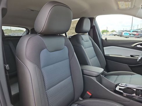 New 2025 Chevrolet Trax LT w/ Driver Confidence Package image 23