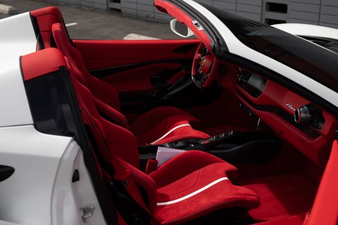 Used 2023 Ferrari F8 Tributo image 21