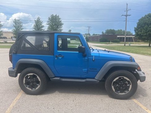 Used 2015 Jeep Wrangler Sport image 4