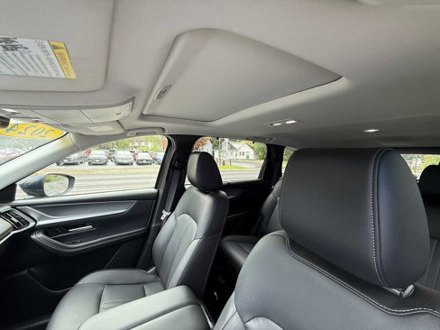 Used 2024 MAZDA CX-90 3.3 Turbo w/ Preferred Plus image 19