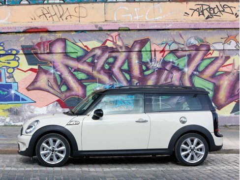 Used 2014 MINI Cooper Clubman S image 1