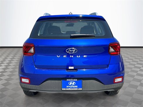 New 2025 Hyundai Venue SEL image 6
