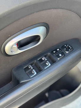 Used 2019 Kia Soul + image 9