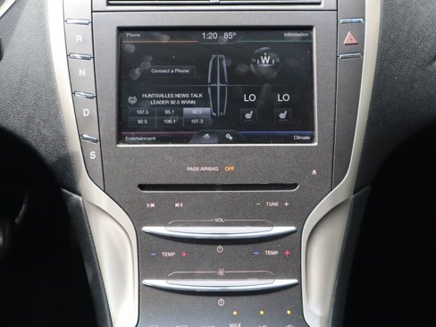 Used 2016 Lincoln MKZ image 14