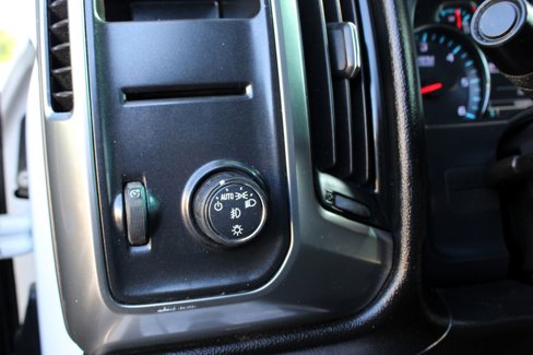 Used 2018 Chevrolet Silverado 1500 LT w/ All Star Edition image 9