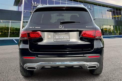 Certified 2021 Mercedes-Benz GLC 300 4MATIC image 4