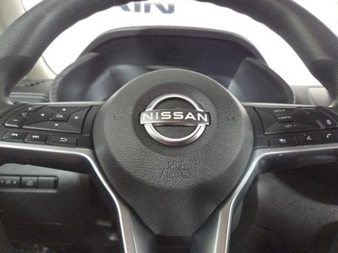 Certified 2024 Nissan Sentra SV image 25