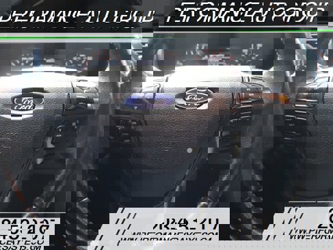 Used 2018 Ford Explorer XLT image 22
