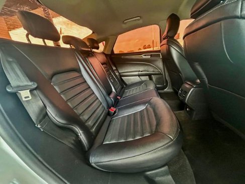 Used 2018 Ford Fusion SE w/ Fusion SE Technology Package image 8