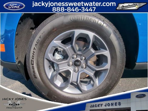 New 2025 Ford Maverick XLT image 10