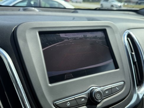 Used 2022 Chevrolet Equinox LT image 4