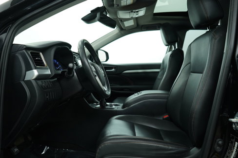 Used 2019 Toyota Highlander XLE image 20