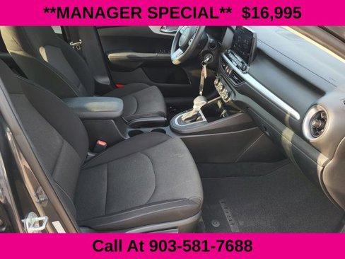 Used 2023 Kia Forte LXS image 11