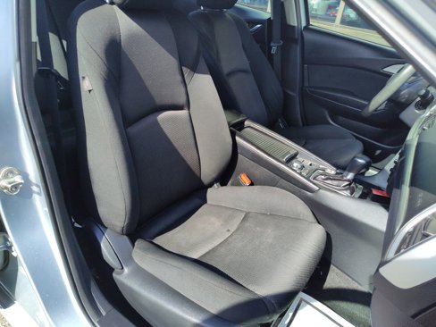 Used 2018 MAZDA MAZDA3 Sport image 19