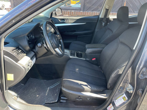 Used 2010 Subaru Outback 2.5i Premium image 7
