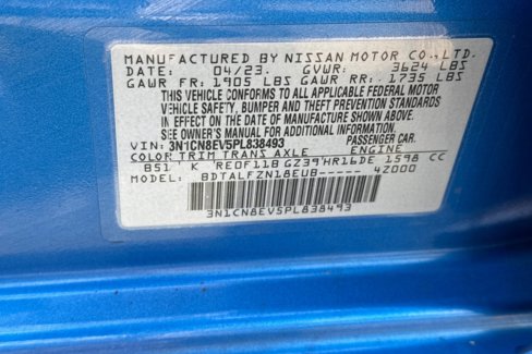 Used 2023 Nissan Versa SV image 33